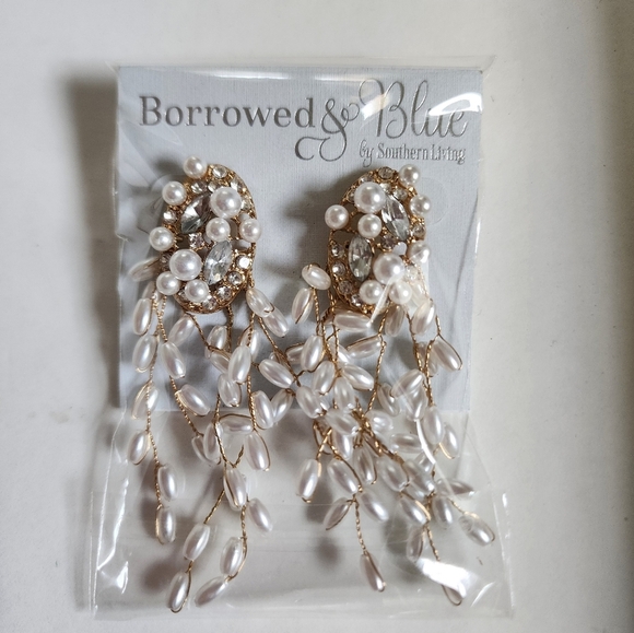 New Borrowed and Blue Women's Pearl & Rhinestones Drop Gold Vines Stud Earrings - Picture 13 of 13